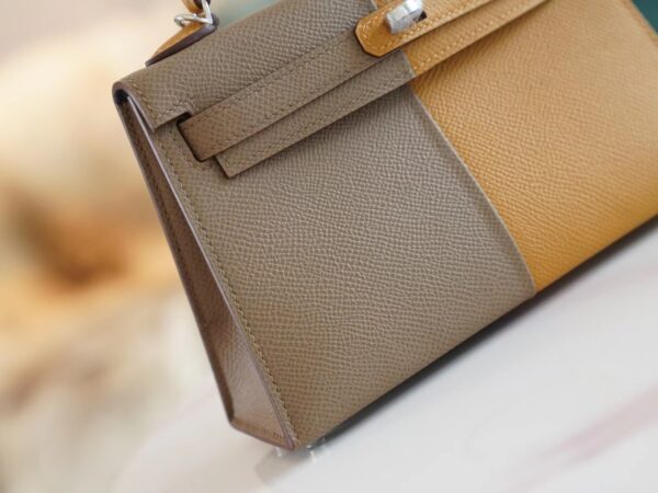 Hermes Mini Kelly19CM Sesame/Gris Etoupe/Dark Blue inner Epsom Leather