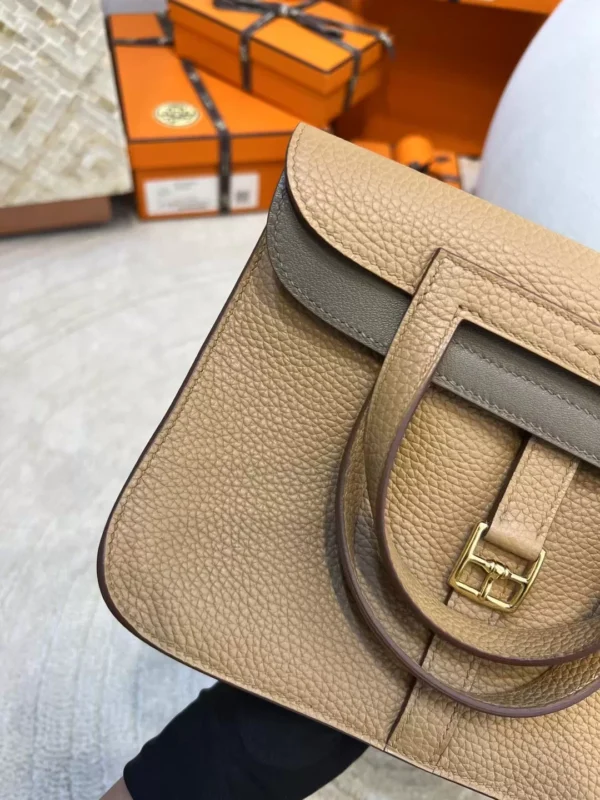Hermes Halzan 25CM 4B Biscuit / 3G Alezan Clemence Gold Hardware