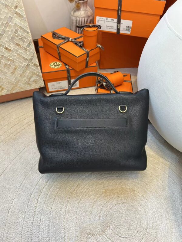Canada Ottawa Hermes Kelly 2424 29CM Togo 89 Noir Gold Hardware
