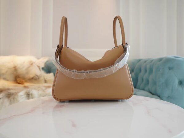 New Hermes Lindy 26CM Swift 0M Chai / 3Q Rose Sakura Silver Hardware