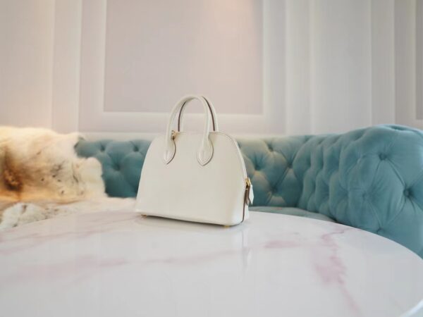 Fashion GPCMode Hermes Mini Bolide18CM C10 Craie Chevre Leather Gold Hardware