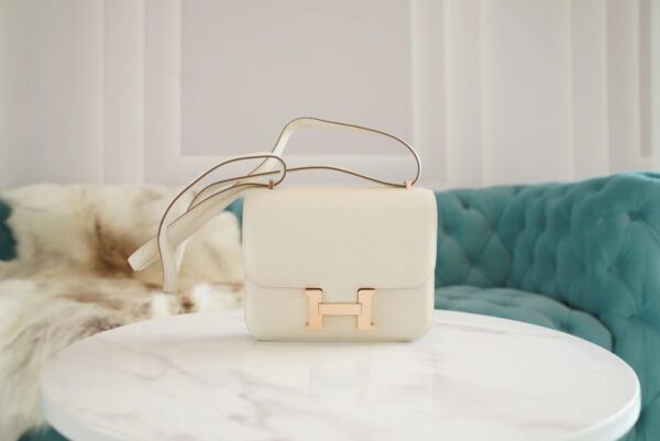 Hermes Handmade Boutique CK10 Craie Constance 19CM Epsom Leather Rose Gold Hardware