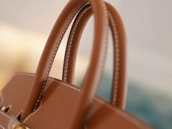 Saudi Arabia Riyadh Hermes Birkin Sellier 25CM 37 Gold Epsom Gold Hardware