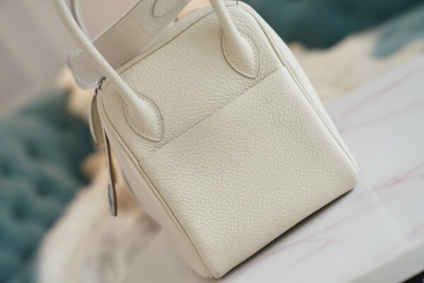 New Arrival Hermes Lindy 26CM CK10 Craie Clemence Leather Silver Hardware