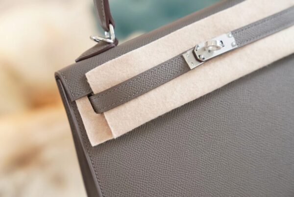 Hermes Handmade Boutique 8F Etain Epsom Leather Kelly 25CM Silver Hardware