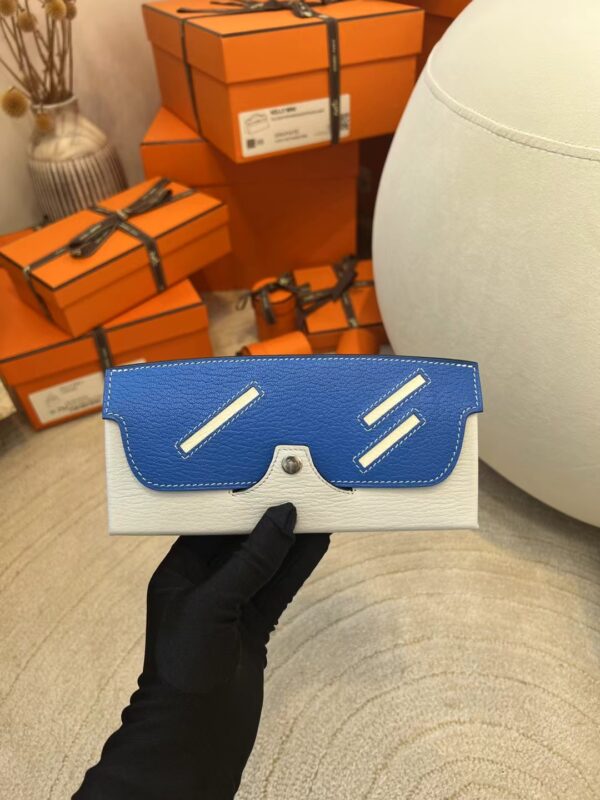 Qatar Doha Hermes In The Loop Wink Glasses Bag Chevre Blue Sky Silver Hardware