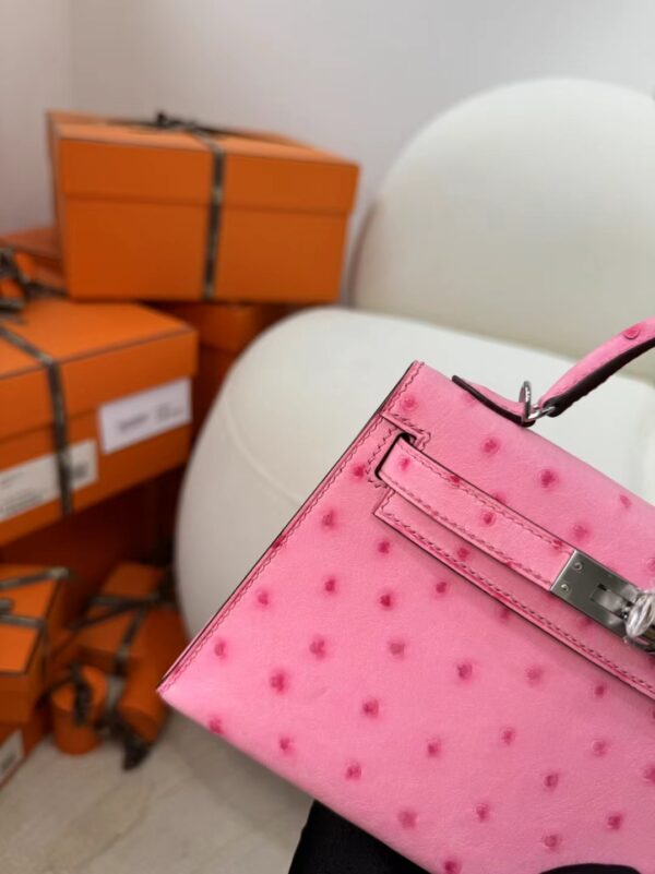 Thailand Bangkok Hermes KK Ostrich Mini Kelly 19CM L4 Bubble Gum Silver Hardware