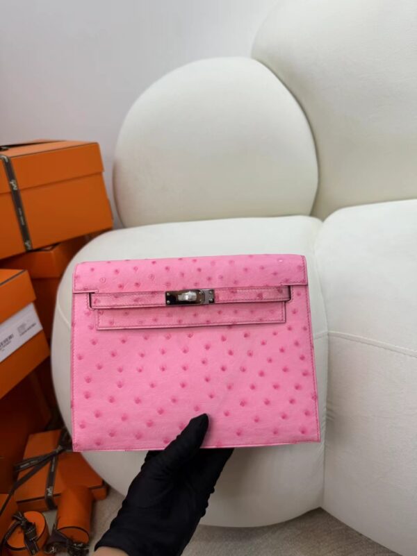 Hermes Bag Price Kelly Danse 22CM L4 Bubble Gum KK Ostrich Skin Silver Hardware