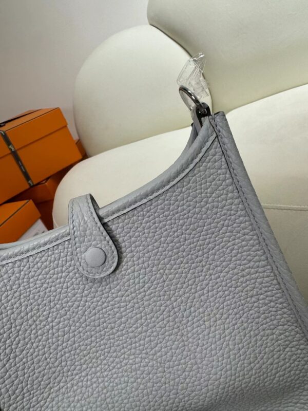 Kuwait Hermes Clemence Leather 08 Blue Pale Mini Evelyne 16CM Silver Hardware