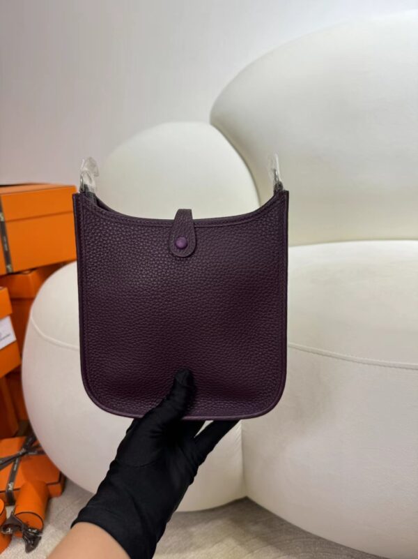 UAE Dubai Hermes Clemence Mini Evelyne 16CM N5 Cassis Silver Hardware