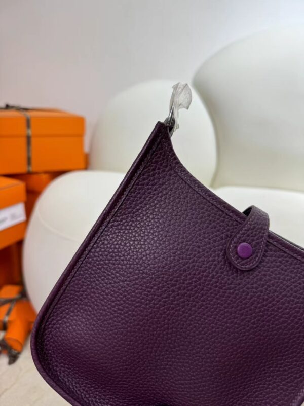 UAE Dubai Hermes Clemence Mini Evelyne 16CM N5 Cassis Silver Hardware