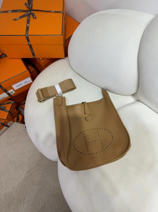 Hermes Bag Price 0M Chai Clemence Leather Evelyne 29CM Gold Hardware