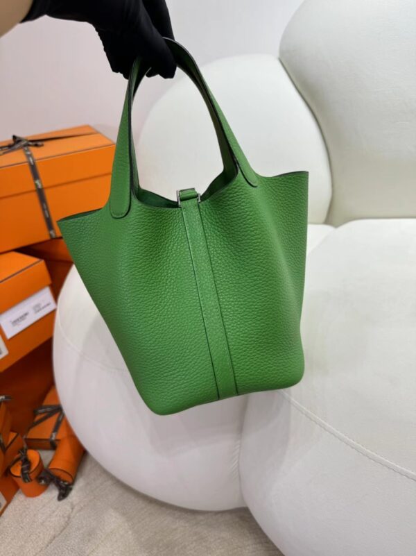 Thailand Bangkok Hermes Clemence Leather Picotin 18CM A8 Vert Yucca Silver Hardware