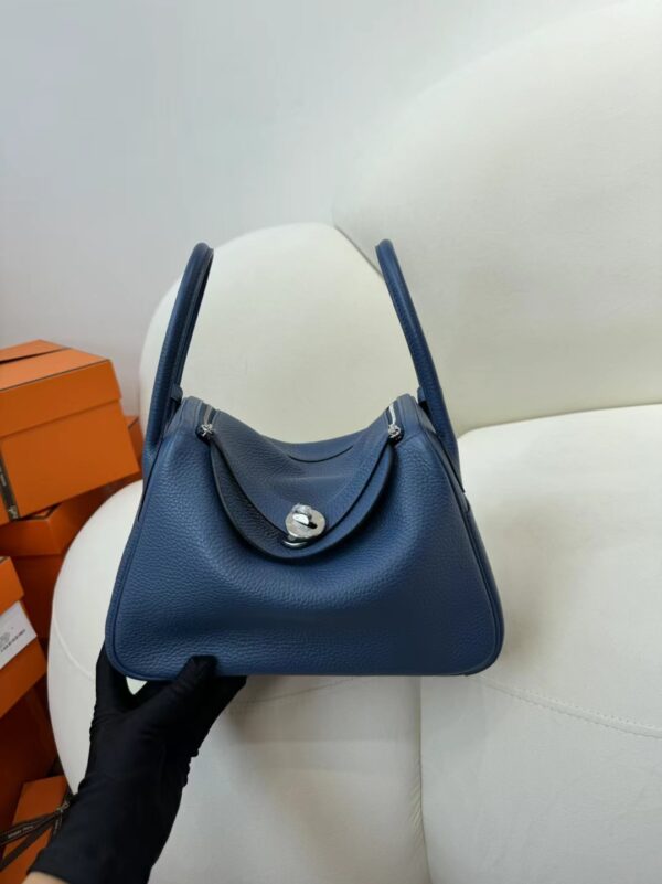 Hermes Boutique R2 Blue Agate/ 4Z Gris Mouette Clemence Lindy 26CM Silver Hardware