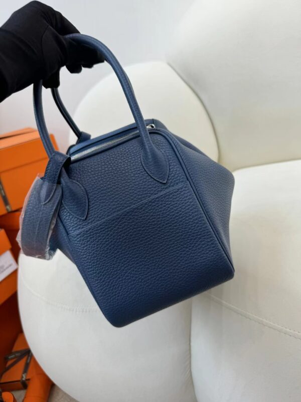 Hermes Boutique R2 Blue Agate/ 4Z Gris Mouette Clemence Lindy 26CM Silver Hardware