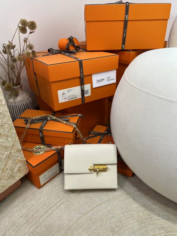 Hermes Bag Price Verrou Mini 17CM Chevre Leather I2 Nata Light Gold Hardware