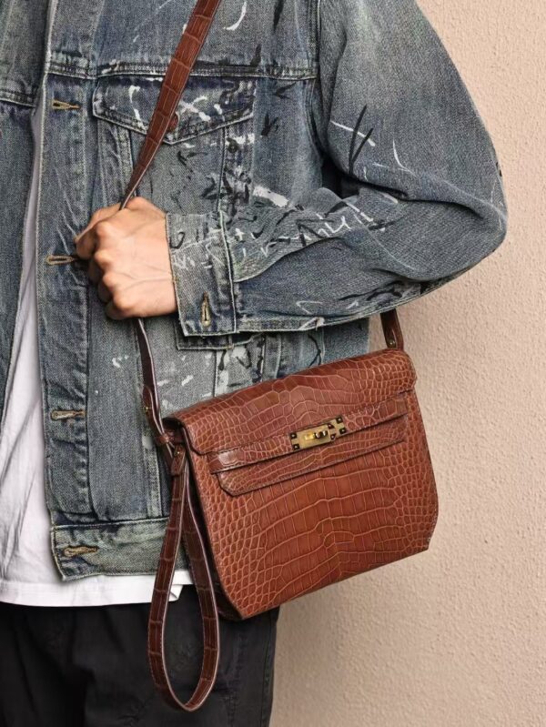 GPC Mode Hermes Kelly Depeches 25 Clutch Matte Crocodile PHW Hardware
