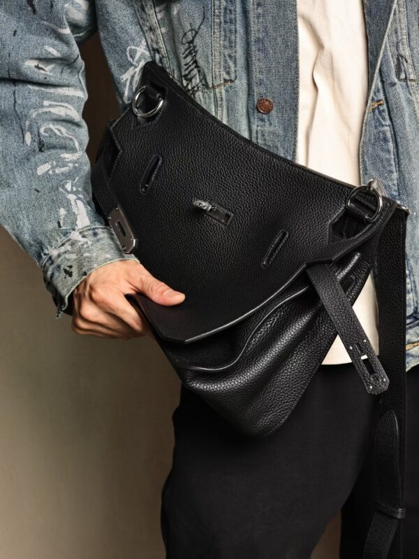 GPC Mode Jypsiere 34CM Men’s Shoulder Bag CK89 Noir TC Leather PHW
