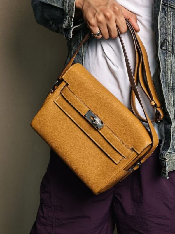 GPC Mode Kelly Messenger 27CM Togo Leather CK21 Naturel Sable PHW