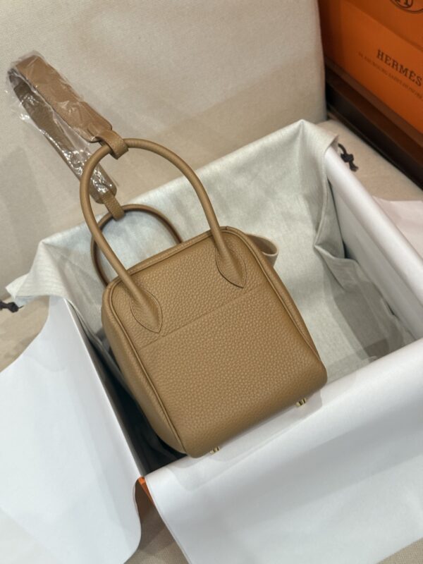 GPC Mode Lindy 26CM Women’s Shoulder Bag TC Leather 4B Biscuit GHW