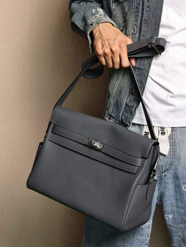 GPC Mode Men’s Shoulder Bag Kelly Messenger 33CM Gris Misty Togo Leather PHW