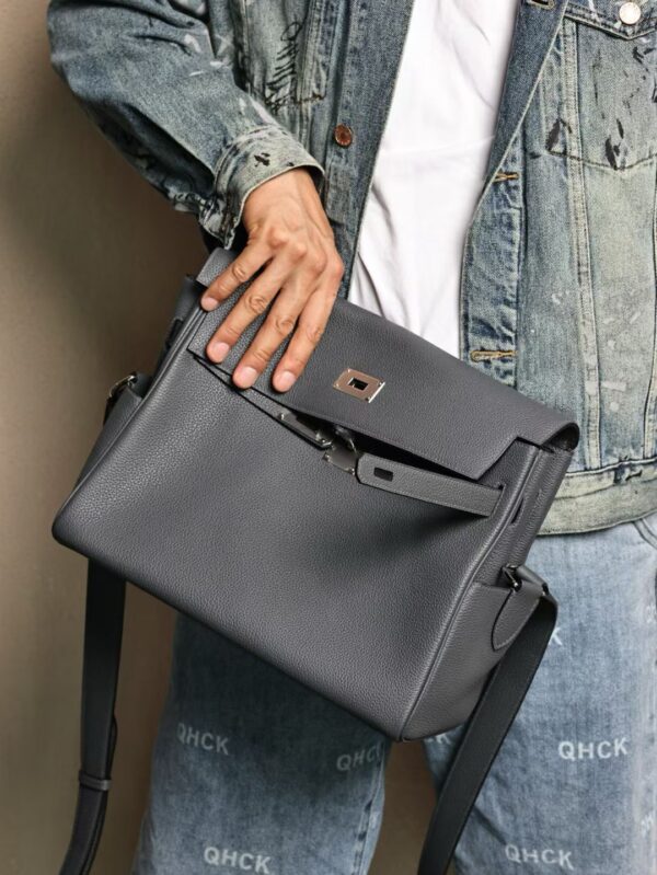 GPC Mode Men’s Shoulder Bag Kelly Messenger 33CM Gris Misty Togo Leather PHW