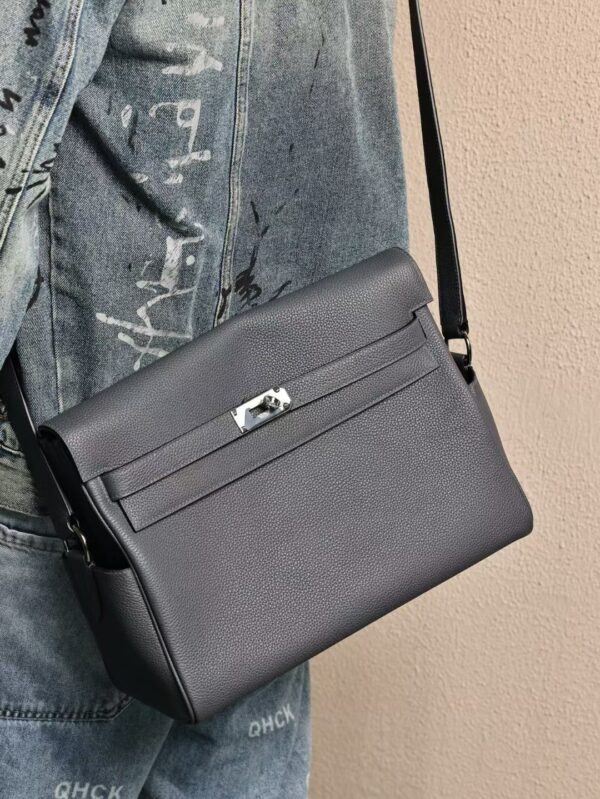 GPC Mode Men’s Shoulder Bag Kelly Messenger 33CM Gris Misty Togo Leather PHW