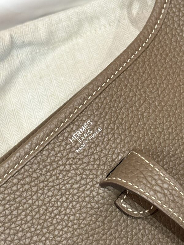 GPC Mode Evelyne 23CM TC Leather CK18 Etoupe PHW Hardware