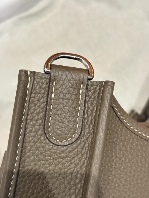 GPC Mode Evelyne 23CM TC Leather CK18 Etoupe PHW Hardware