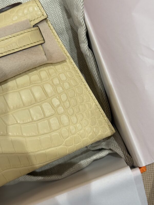 GPC Mode Mini Kelly 19CM Y1 Vanille Matte Alligator Crocodile PHW