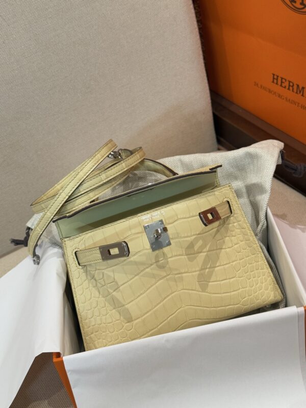 GPC Mode Mini Kelly 19CM Y1 Vanille Matte Alligator Crocodile PHW