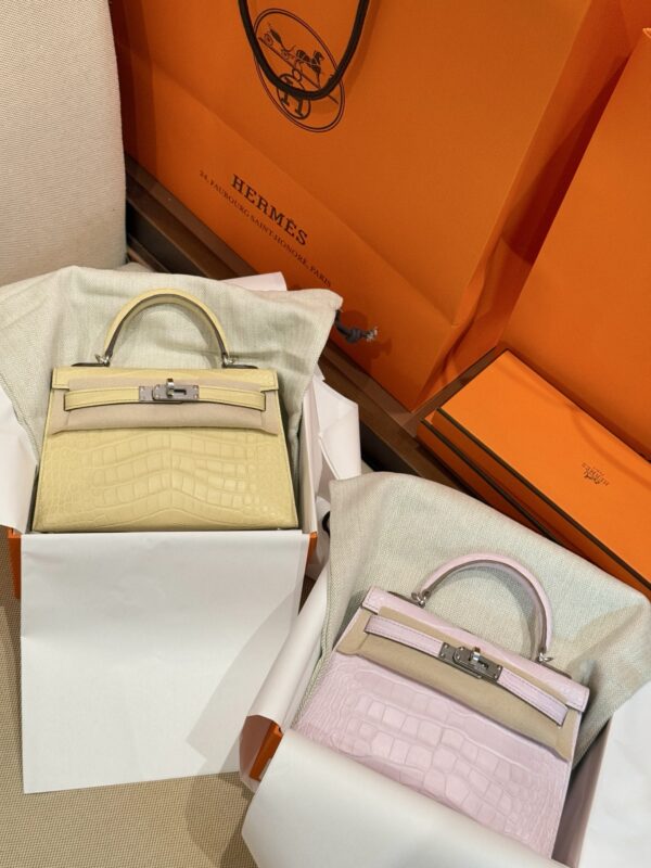 GPC Mode Mini Kelly 19CM Y1 Vanille Matte Alligator Crocodile PHW